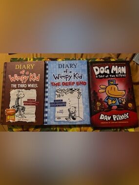 Diary of a Wimpy Kid Dog Man Hardcover Book Bundle 3rd Wheel Deep End 2 Kitties